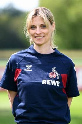 Mannschaftsärztin Dr. Bettina Kuper; 1. FC Köln; 1.BL, Porträttermin 2023 2024