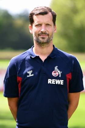 Physiotherapeut Daniel SchuÌˆtz; 1. FC Köln; 1.BL, Porträttermin 2023 2024