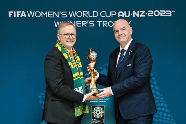 Sport Themen der Woche KW31 Sport Bilder des Tages ANTHONY ALBANESE WORLD CUP TROPHY PRESENTATION, Australian Prime Minister Anthony Albanese (left) and FIFA President Gianni Infantino react after unveiling the Winner?sTrophy of the FIFA Women?s World Cup at Parliament House in Canberra, Wednesday, August 2, 2023. ( NO ARCHIVING, EDITORIAL USE ONLY, NO USE IN BOOKS WITHOUT CONSENT CANBERRA AUSTRALIAN CAPITAL TERRITORY AUSTRALIA  Copyright: xLUKASxCOCHx 20230802001826809429