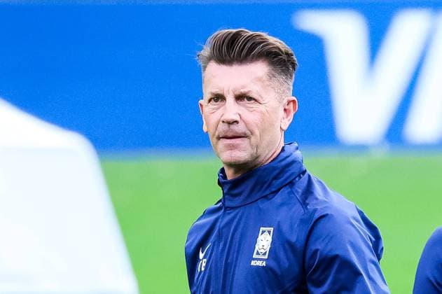 FIFA Frauen-Weltmeisterschaft 2023: Abschlusstraining Suedkorea vor dem Spiel gegen Deutschland; 02.08.2023 Colin Bell (Cheftrainer Suedkorea) FIFA Frauen-Weltmeisterschaft 2023: Abschlusstraining Suedkorea vor dem Spiel gegen Deutschland; Brisbane Meaanjin, Perry Park, 02.08.2023 Copyright: xBEAUTIFULxSPORTS Jonesx