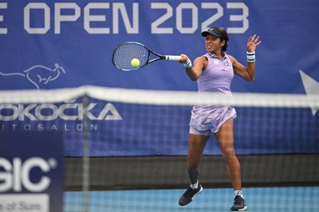 Ankita Raina of India returns a ball to Barbora Strycova of Czech Republic during the WTA, Tennis Damen Prague Open 2023 tennis tournament, 1st round, on August 2, 2023, in Prague, Czech Republic. (CTKxPhoto MichalxKamaryt) CTKPhotoP2023080205771  CTKPhotoP2023080205771
