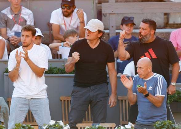 Dominic Thiem Team in der Spielerloge, L-R. Bruder Moritz Thiem, Mental Trainer Prof. Dr. Andreas Marlovits (Kappe), Werner Farmer und hinter ihm Trainer, coach Benjamin Ebrahimzadeh Copyright: xJuergenxHasenkopfx