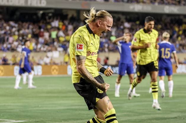 Sport Themen der Woche KW31 Chicago, USA, August 2, 2023: Marius Wolf (17 Borussia Dortmund) celebrates after scoring his team s first goal during the game between Chelsea F.C. and Borussia Dortmund on Wednesday August 2, 2023 at Soldier Field, Chicago, USA. (NO COMMERCIAL USAGE) (Shaina Benhiyoun SPP)  Copyright: xShainaxBenhiyoun SPPx spp-en-ShBe-590A8991