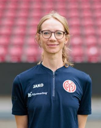 Fussball - Offizielles Portrait 1. FSVMainz 05, 1. FSV Mainz 05, Bundesliga-Saison 2023 2024, Dr. Kathrin Stelzer (Ärztin),