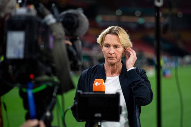 FIFA Fußball Frauen WM 2023, Südkorea - Deutschland Martina Voss-Tecklenburg (Deutschland, Bundestrainerin) ist beim ZDF TV Interview enttauescht ueber das Unentschieden und ausscheiden nach der Gruppenphase, AUS, Suedkorea vs Deutschland, FIFA Frauen Fussball Weltmeisterschaft Australien 2023, 3. Spieltag, Gruppe H, 03.08.2023 AUS, Suedkorea vs Deutschland, FIFA Frauen Fussball Weltmeisterschaft Australien 2023, 3. Spieltag, Gruppe H, 03.08.2023 Brisbane Copyright: xEibner-Pressefoto Memmlerx EP_MMR