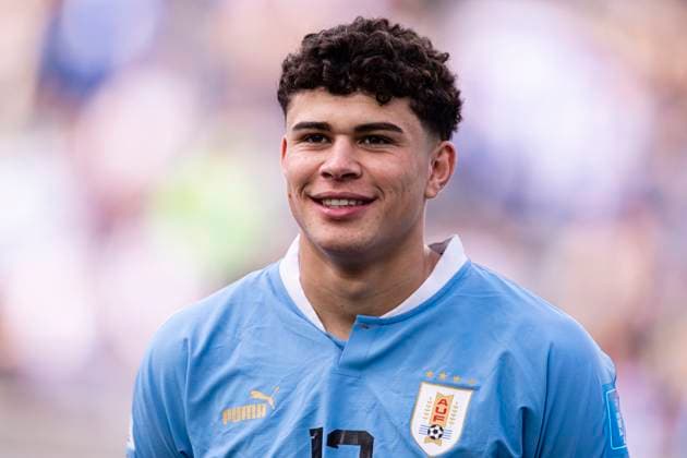 La Plata, Argentina - June 8: Alan Matturro of Uruguay getting into the field during FIFA U-20 World Cup Argentina 2023 Semi Finals match between Uruguay and Israel at Estadio La Plata on June 8, 2023 in La Plata, Argentina. La Plata Estadio La Plata Buenos Aires Argentina Copyright: xJustPictures.ch MarcioxMachadox