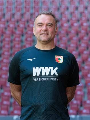 Remigius Elert; FC Augsburg; 1. BL, Porträttermin 2023 2024