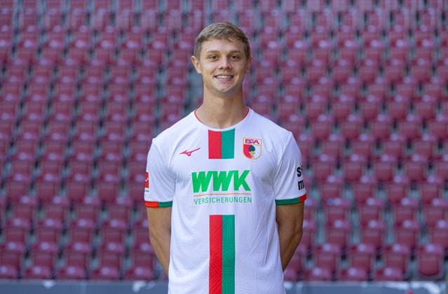 Robert Gumny; FC Augsburg; 1. BL, Porträttermin 2023 2024