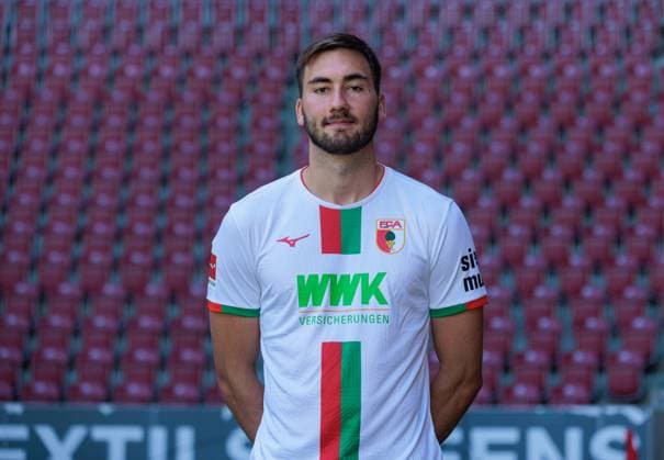 Dion Drena Beljo; FC Augsburg; 1. BL, Porträttermin 2023 2024