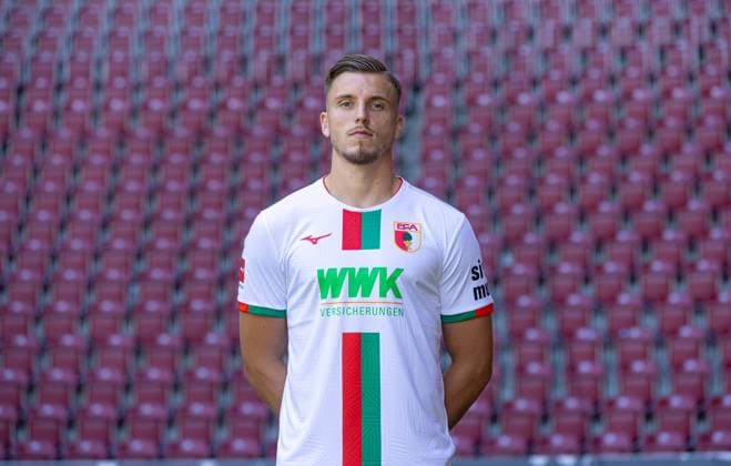 Ermedin Demirovic; FC Augsburg; 1. BL, Porträttermin 2023 2024