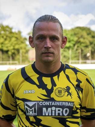 DU-NORD Hamborn: Teamfoto und Köppe von Fußball-Oberligist Hamborn 07 Copyright: StephanxLucka