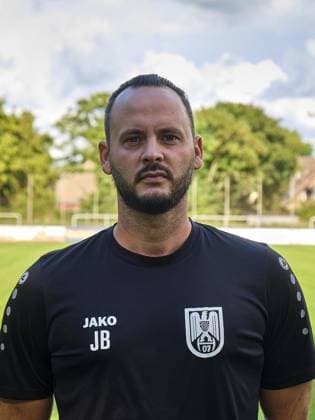 DU-NORD Hamborn: Teamfoto und Köppe von Fußball-Oberligist Hamborn 07 Copyright: StephanxLucka