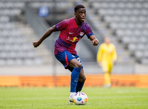 Leipzigs Ilaix Moriba. Testspiel RB Leipzig - Ipswich Town 0:1. und Freizeitpark Tivoli Stadion Tirol, Innsbruck (Oesterreich) am 28. Juli 2023. RB Leipzig - Ipswich Town 0:1