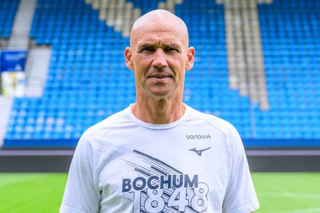 Thomas Letsch (Cheftrainer VfL Bochum); VfL Bochum; 1.BL, Porträttermin 2023 2024 Bochum Vonovia Ruhrstadion Nordrhein-Westfalen Deutschland ::: Copyright: Marc Niemeyer via TEAM2sportphoto