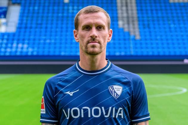 Simon Zoller; VfL Bochum; 1.BL, Porträttermin 2023 2024 Bochum Vonovia Ruhrstadion Nordrhein-Westfalen Deutschland ::: Copyright: Marc Niemeyer via TEAM2sportphoto