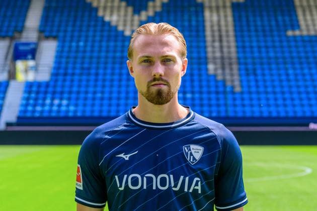 Lukas Daschner; VfL Bochum; 1.BL, Porträttermin 2023 2024 Bochum Vonovia Ruhrstadion Nordrhein-Westfalen Deutschland ::: Copyright: Marc Niemeyer via TEAM2sportphoto