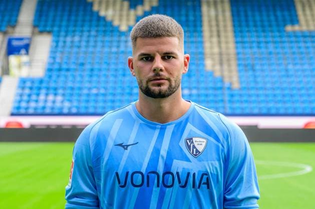 Niclas Tiede; VfL Bochum; 1.BL, Porträttermin 2023 2024 Bochum Vonovia Ruhrstadion Nordrhein-Westfalen Deutschland ::: Copyright: Marc Niemeyer via TEAM2sportphoto