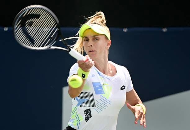 August 5, 2023, Montreal, PQ, Canada: Lesia Tsurenko, from Ukraine, returns the ball to Bianca Fernandez, from Canada, during their qualifying match at the National Bank Open tennis tournament in Montreal, Saturday, August 5, 2023. Bianca Fernandez, Lesia Tsurenko,  - ZUMAc35_ 20230805_zaf_c35_035 Copyright: xGrahamxHughesx