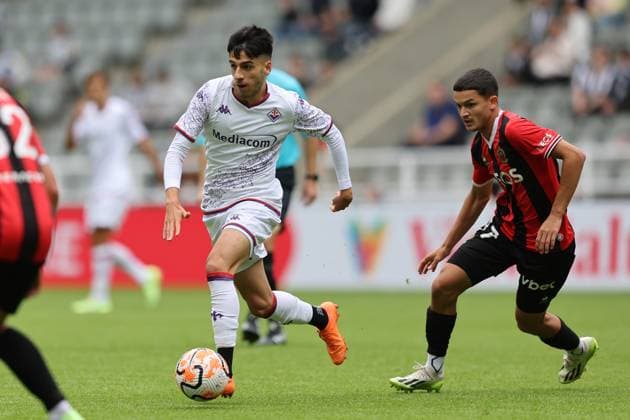 NEWCASTLE UPON TYNE, ENGLAND AUGUST 06: A generic action view during the Sela Cup soccer match between ACF Fiorentina and OGC Nice at St. James Park on August 06, 2023 in Newcastle upon Tyne, England. Sela Cup soccer tournament SELA_2023
