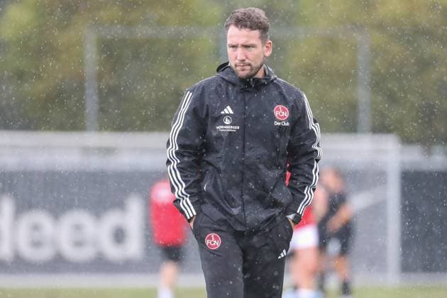 Thomas Oostendorp (Trainer 1. FC Nuernberg), GER, Eintracht Frankfurt vs. 1. FC Nuernberg, 1. Frauen Bundesliga, Testspiel, Spielzeit 2023 24, 06.08.2023, GER, Eintracht Frankfurt vs. 1. FC Nuernberg, 1. Frauen Bundesliga, Testspiel, Spielzeit 2023 24, Frankfurt Copyright: xEibner-Pressefoto UlrichxScherbaumx EP_USM