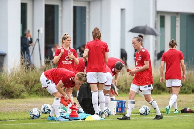 die Spielerinnen vom 1. FC Nuernberg, GER, Eintracht Frankfurt vs. 1. FC Nuernberg, 1. Frauen Bundesliga, Testspiel, Spielzeit 2023 24, 06.08.2023, GER, Eintracht Frankfurt vs. 1. FC Nuernberg, 1. Frauen Bundesliga, Testspiel, Spielzeit 2023 24, Frankfurt Copyright: xEibner-Pressefoto UlrichxScherbaumx EP_USM