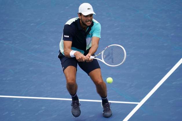 August 7, 2023, Toronto, Ontario, Canada: GREGOIRE BARRERE hits a shot against Matteo Berrettini during first round action at The National Bank Open ATP, Tennis Herren tournament in Toronto Toronto Canada - ZUMAm215 20230807_zip_m215_013 Copyright: xArlynxMcAdoreyx