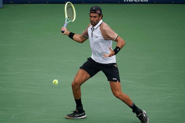 August 7, 2023, Toronto, Ontario, Canada: MATTEO BERRETTINI hits a shot against Gregoire Barrere during first round action at The National Bank Open ATP, Tennis Herren tournament in Toronto Toronto Canada - ZUMAm215 20230807_zip_m215_015 Copyright: xArlynxMcAdoreyx
