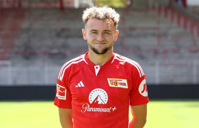 Benedict Hollerbach; 1.FC Union Berlin FCU 1.BL Bundesliga Porträttermin Saison 2023 2024 Kader, Porträt, Vorstellung, Präsentation, Pressetermin, GER 09.08.23
