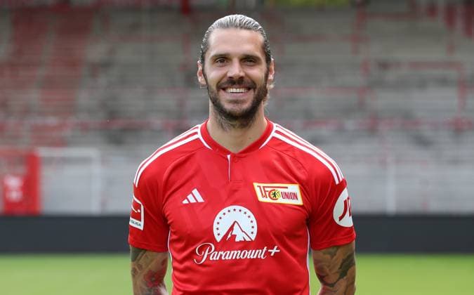 Christopher Trimmel; 1.FC Union Berlin FCU 1.BL Bundesliga Porträttermin Saison 2023 2024 Kader, Porträt, Vorstellung, Präsentation, Pressetermin, GER 09.08.23