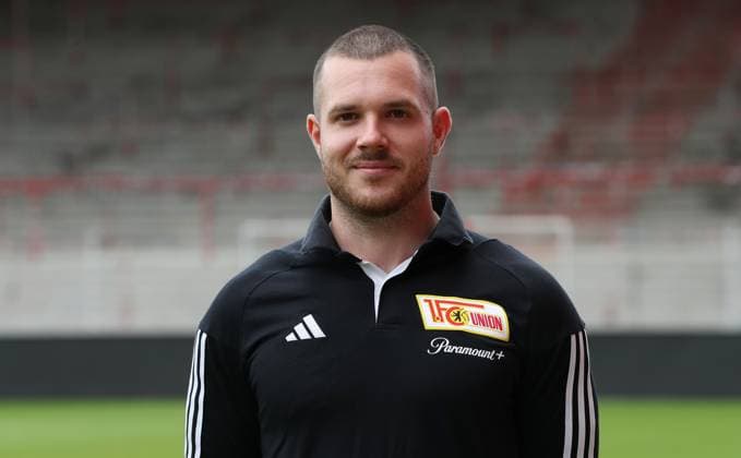 Robert Kemna Physiotherapeut; 1.FC Union Berlin FCU 1.BL Bundesliga Porträttermin Saison 2023 2024 Kader, Porträt, Vorstellung, Präsentation, Pressetermin, GER 09.08.23