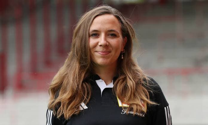 Anna Wiesner Assistentin Geschäftsführung; 1.FC Union Berlin FCU 1.BL Bundesliga Porträttermin Saison 2023 2024 Kader, Porträt, Vorstellung, Präsentation, Pressetermin, GER 09.08.23
