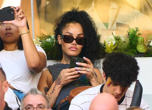 Candice Brook (M) girlfriend Leroy Sane, DFB 19 in the group E match GERMANY - JAPAN FIFA World Cup, WM, Weltmeisterschaft, Fussball 2022 QATAR Season 2022 2023, Nov 23, 2022 in Khalifa International Stadium in Doha, Qatar.