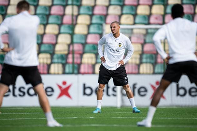 230809 Ali Youssef during a training session with Häcken on August 9, 2023 in Vilnius. Photo: Emma Wallskog BILDBYRAN COP 320 EW0234 fotboll football soccer fotball uefa europa league träning practice training häcken bbeng Copyright: EMMAxWALLSKOG BB230809EW036