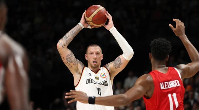 Daniel Theis (GER) Aktion Oberkörper Basketball DBB Nationalmannschaft Herren Länderspiel Saison 2023 2024 09.08.2023 Deutschland GER vs Kanada CAN