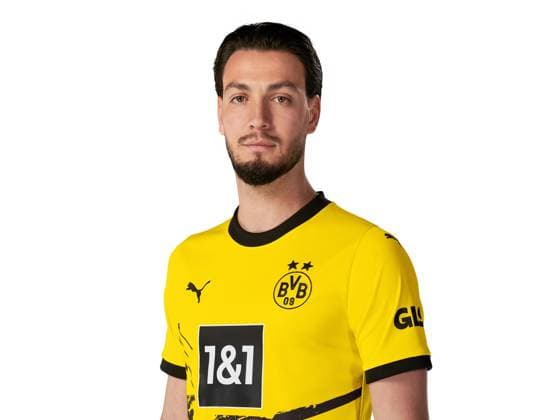 Ramy Bensebaini; Borussia Dortmund; 1.BL, Porträttermin 2023 2024 Foto: BVB Alexandre Simoes via TEAM2sportphoto Offizieller Portraetfoto Termin Borussia Dortmund 2023 Team2