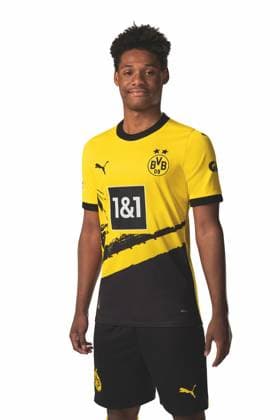 Julien Duranville; Borussia Dortmund; 1.BL, Porträttermin 2023 2024 Foto: BVB Alexandre Simoes via TEAM2sportphoto Offizieller Portraetfoto Termin Borussia Dortmund 2023 Team2
