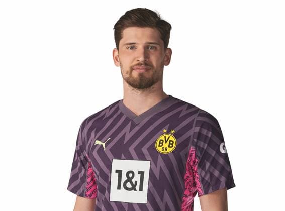 Gregor Kobel; Borussia Dortmund; 1.BL, Porträttermin 2023 2024 Foto: BVB Alexandre Simoes via TEAM2sportphoto Offizieller Portraetfoto Termin Borussia Dortmund 2023 Team2