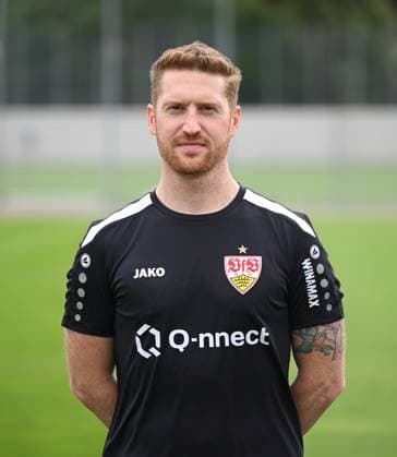 FUSSBALL 1. BUNDESLIGA SAISON 2023 2024 09.08.2023 Fototermin beim VfB Stuttgart auf dem Trainingsgelaende: Chefanalytiker Marcus Fregin