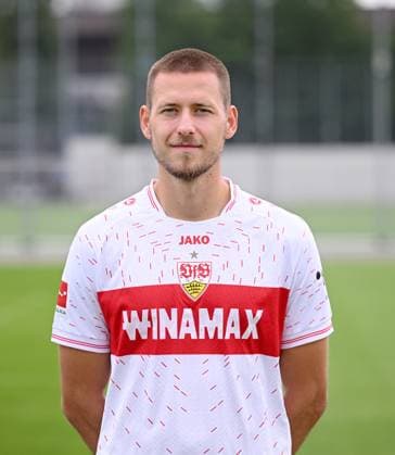 FUSSBALL 1. BUNDESLIGA SAISON 2023 2024 09.08.2023 Fototermin beim VfB Stuttgart auf dem Trainingsgelaende: Waldemar Anton