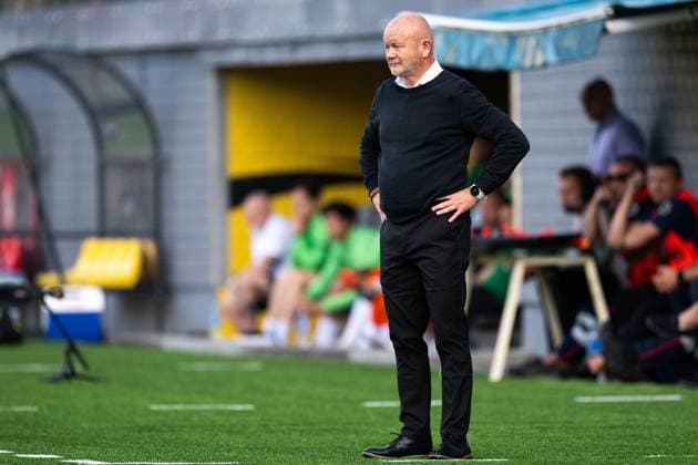 230810 Per-Mathias Hogmo, head coach of Häcken during the UEFA Europa League qualifying match between Zalgiris Vilnius and Häcken on August 10, 2023 in Vilnius. Photo: Emma Wallskog BILDBYRAN COP 320 EW0236 fotboll football soccer fotball uefa europa league zalgiris vilnius häcken bbeng Copyright: EMMAxWALLSKOG BB230810EW033