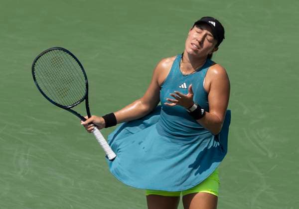 August 10, 2023, MONTREAL, PQ, Canada: Jessica Pegula of the United States reacts during her game against Jasmine Paolini of Italy during the National Bank Open tennis tournament in Montreal, Thursday, Aug. 10, 2023. Canada News - August 10, 2023  - ZUMAc35_ 20230810_zaf_c35_029 Copyright: xChristinnexMuschix