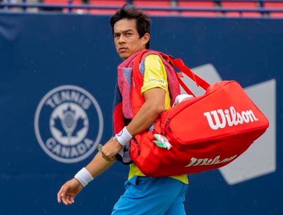 August 10, 2023, TORONTO, ON, Canada: Mackenzie McDonald of the United States walks off the court during a rain delay during his match against Milos Raonic of Canada in tennis action at the National Bank Open in Toronto, Thursday, Aug. 10, 2023. Canada News - August 10, 2023  - ZUMAc35_ 20230810_zaf_c35_041 Copyright: xFrankxGunnx
