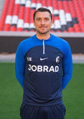 Daniel Wolf (SC Freiburg, Athletik-Trainer); 1. Bundesliga, SC Freiburg, Portraettermin 2023 2024, 10.08.2023, (DFL REGULATIONS PROHIBIT ANY USE OF PHOTOGRAPHS AS IMAGE SEQUENCES AND OR QUASI-VIDEO) GER, Fussball, Herren, 1. Bundesliga, Spielzeit 2023 2024, SC Freiburg, Portraettermin 2023 2024, 10.08.2023, Freiburg im Breisgau Copyright: xEibner-Pressefoto SilasxSchuellex EP_EER