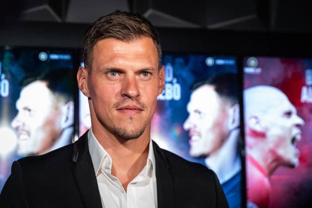 Martin Skrtel Film Bud Alebo Ex footballer (Liverpool FC, Zenit Saint Petersburg, Fenerbahce, Basaksehir) Martin Skrtel speaks to the media after the press conference, PK, Pressekonferenz prevent the Bud, alebo film premiere about his football career. Film contains Steven Gerrard, Luis Suarez, Jamie Carragher and more football legends. Bratislava, Bory Mall cinema, August 08, 2023. Photo by Branislav Racko Copyright: xBranislavxRackox _BRR3869