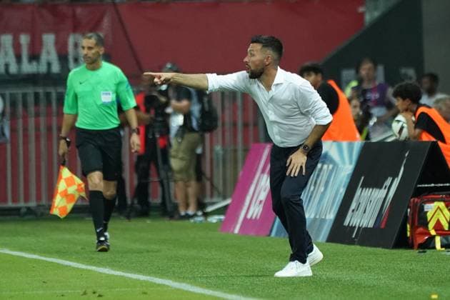 Francesco Farioli (entraineur de l OGC Nice) FOOTBALL : OGC Nice vs Lille - Ligue 1 Uber Eats - Nice - 11 08 2023 NorbertScanella Panoramic 
