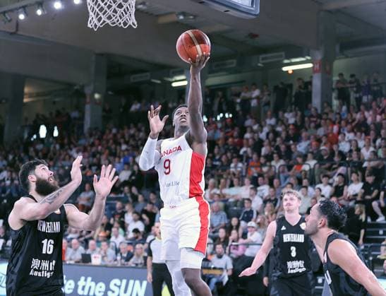 Rj Barrett (CAN) beim Wurf Basketball, Herren, Supercup, DBB, Edel-Optics Arena, Canada gegen Neuseeland