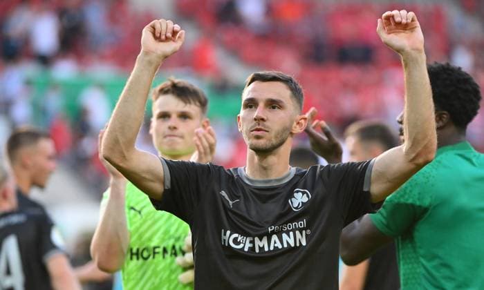 12.08.2023 - Fussball - Saison 2023 2024 - DFB-Pokal - 1. Runde: Hallscher FC HFC Hallel - SpVgg Greuther Fürth ( Kleeblatt ) - Sportfoto Zink MeZi - xmexzix - regulations prohibit any use of photographs as image sequences and or quasi-video - only for editorial use - Jubel Freude nach Spielende ballt Faust Fäuste Branimir Hrgota (10. SpVgg Greuther Fürth ) *** 12 08 2023 football season 2023 2024 DFB Pokal 1 round Hallscher FC HFC Hallel SpVgg Greuther Fürth Kleeblatt Sportfoto Zink MeZi xmexzix regulations prohibit any use of photographs as image sequences and or quasi video only for editorial use Jubel Freude nach Spielende clenches fist fists Branimir Hrgota 10 SpVgg Greuther Fürth