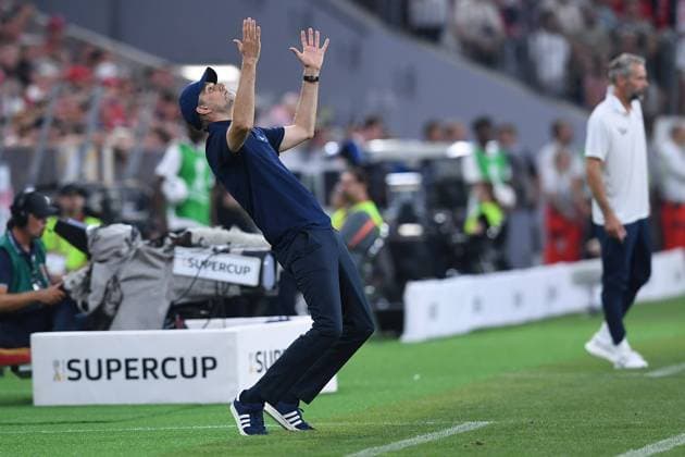 Sport Bilder des Tages Fußball Supercup FC Bayern München - RB Leipzig am 12.08.2023 in der Allianz Arena in München Thomas Tuchel ( Trainer Cheftrainer München ) DFL regulations prohibit any use of photographs as image sequences and or quasi-video.