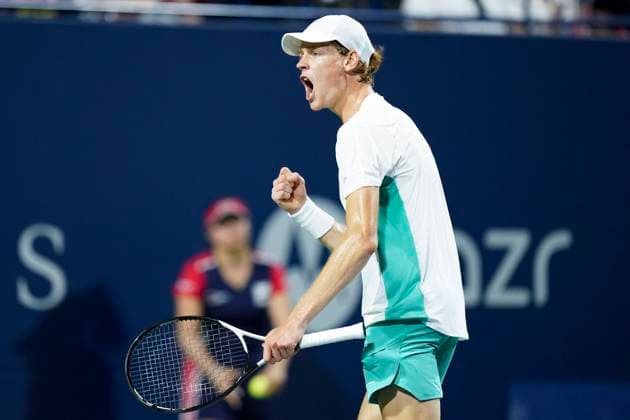 August 12, 2023, Toronto, Ontario, Canada: JANNIK SINNER celebrates after winning a point against Tommy Paul at The National Bank Open ATP, Tennis Herren tournament in Toronto Toronto Canada - ZUMAm215 20230812_zip_m215_027 Copyright: xArlynxMcAdoreyx