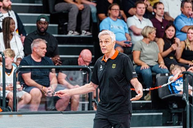 Gordon Herbert (Deutschland, Headcoach) Deutschland vs. Kanada, Basketball, DBB Supercup, Finale, 13.08.2023 Deutschland vs. Kanada, Basketball, DBB Supercup, Finale, 13.08.2023 Hamburg Copyright: xEibner-Pressefoto MarcelxvonxFehrnx EP_MFN